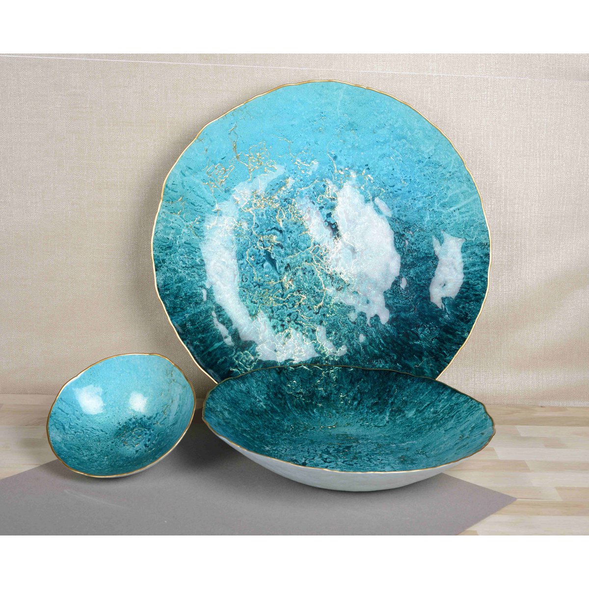 Turquoise cut with Dore 40 cm edge