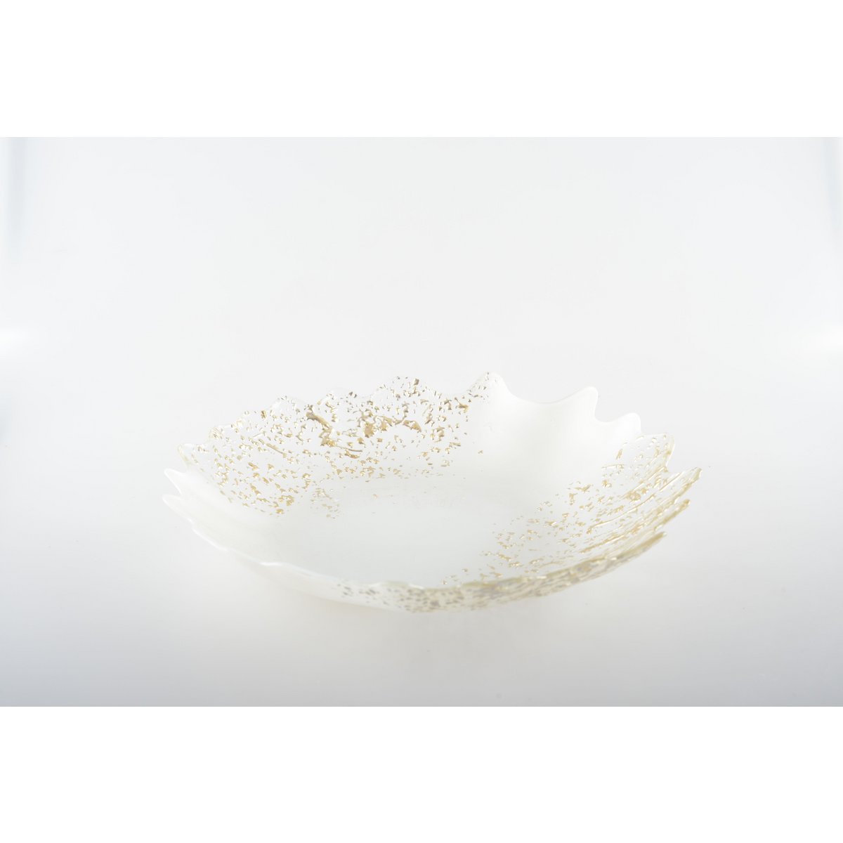 White cut and Doree 30 cm