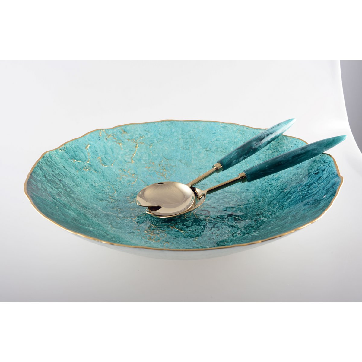 Turquoise cut with Dore 40 cm edge