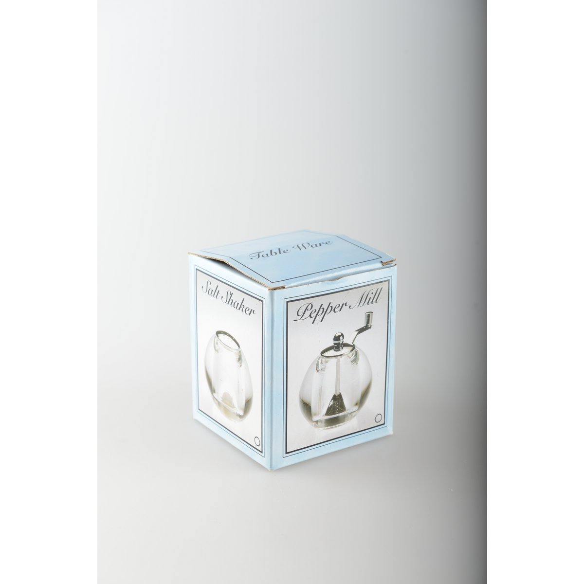 Saliere Acrylic Boule Dia: 8.2 cm H: 8 cm