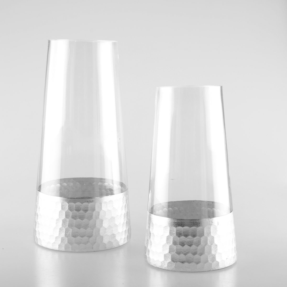Transparent and silver conical vase H22CM