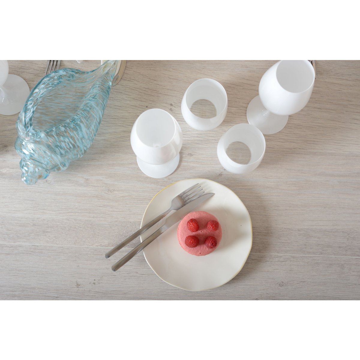 Pink white dessert plate 20x20x2cm