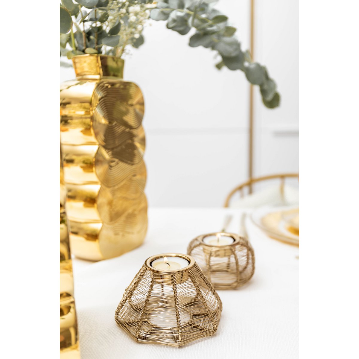 ROUND CANDLE HOLDER GOLD WIRE 9X9X5CM
