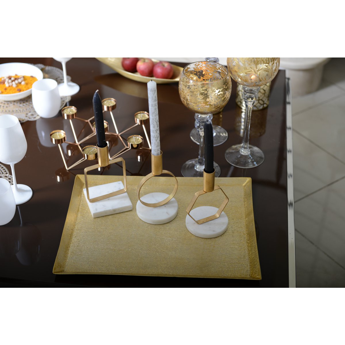 ROUND MATT GOLD CANDLEHOLDER WITH MARBLE HOLDER H. 17 CM