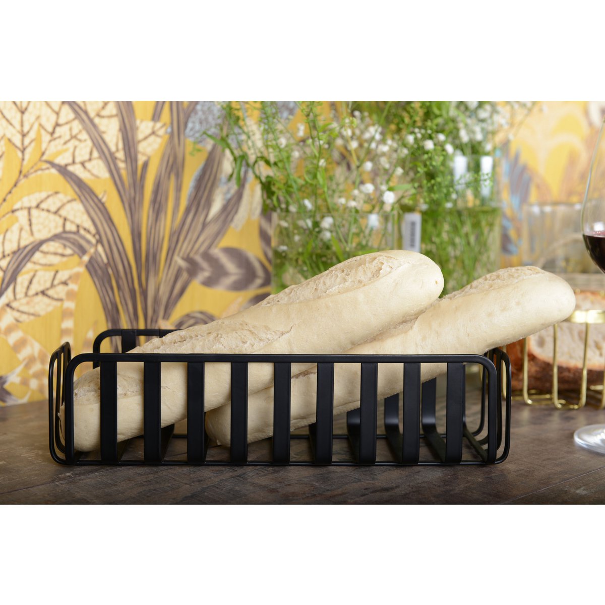 Black bread basket