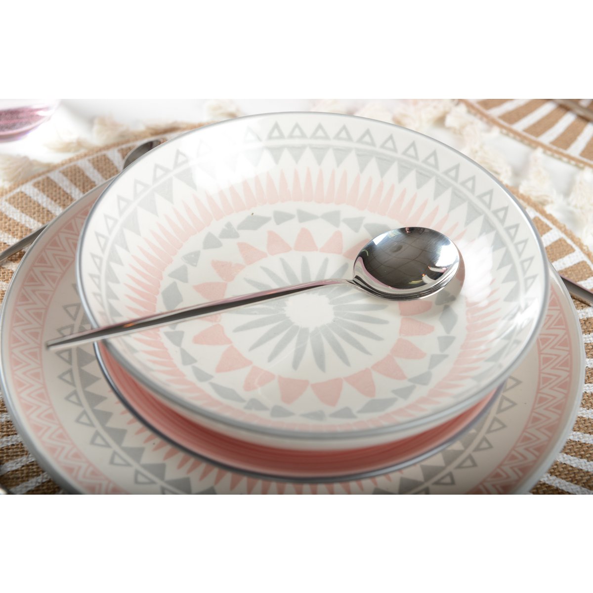Rose Hollow Plate - Coachella